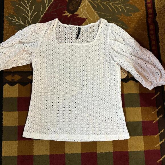 White Cropped Ribbed Blouse with Puff Sleeves - Picture 1 of 8